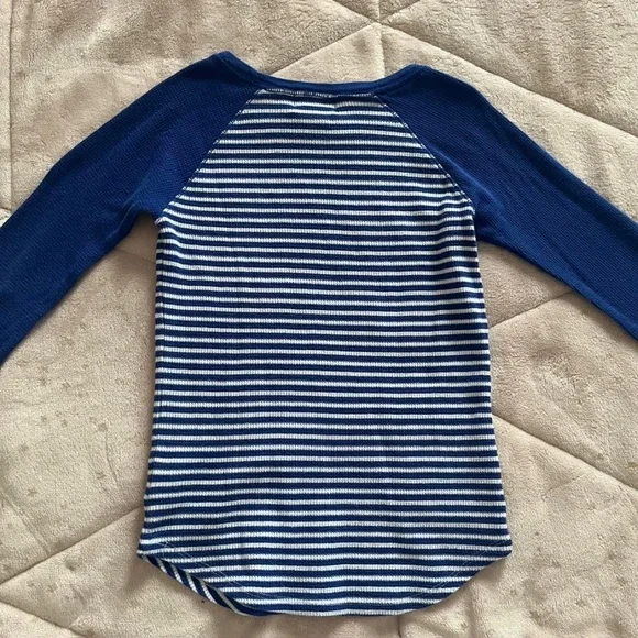 Old Navy Blue & White striped Long Sleeve tee Kids (M/8) - Picture 2 of 3